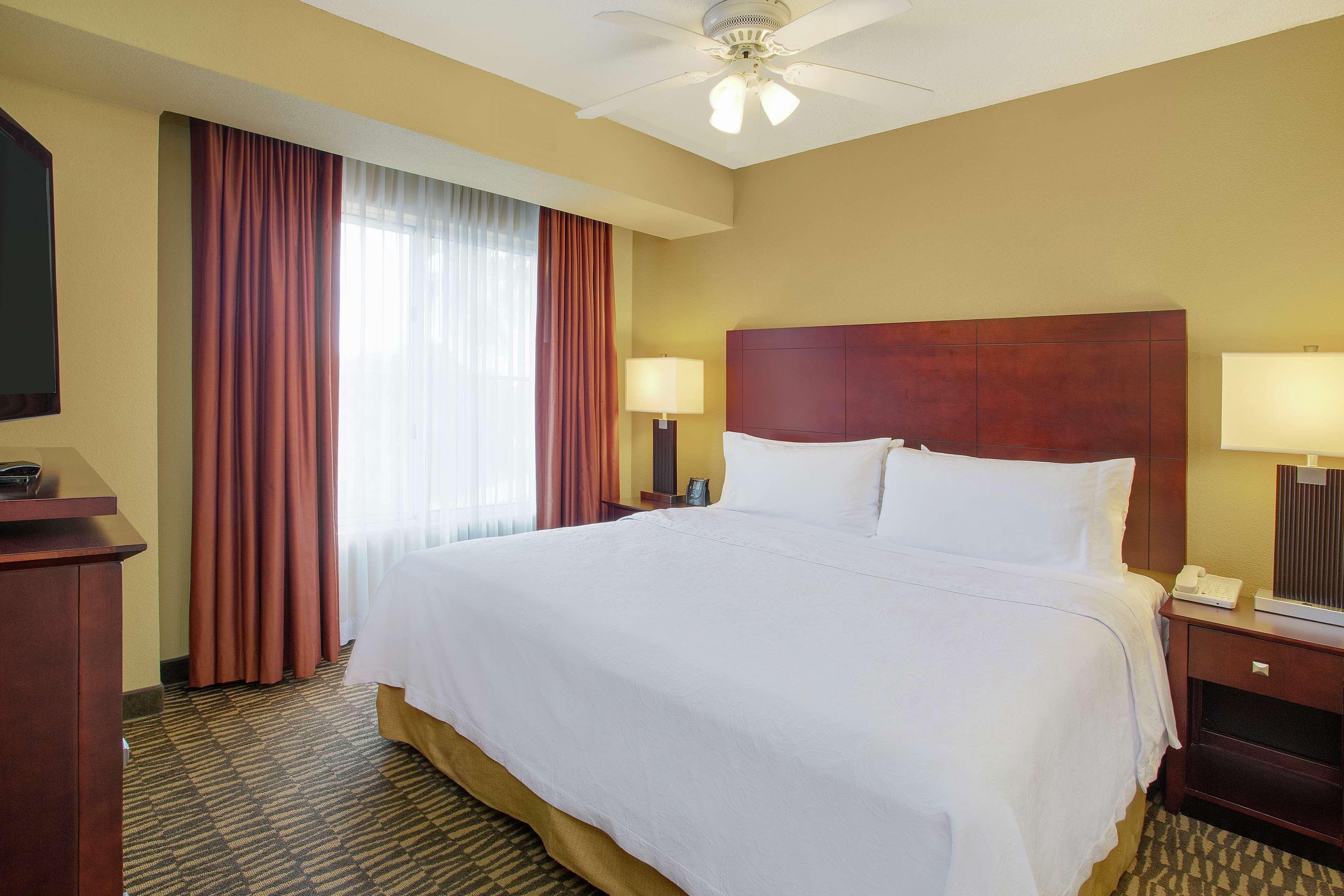 Homewood By Hilton Tampa-brandon Hotel